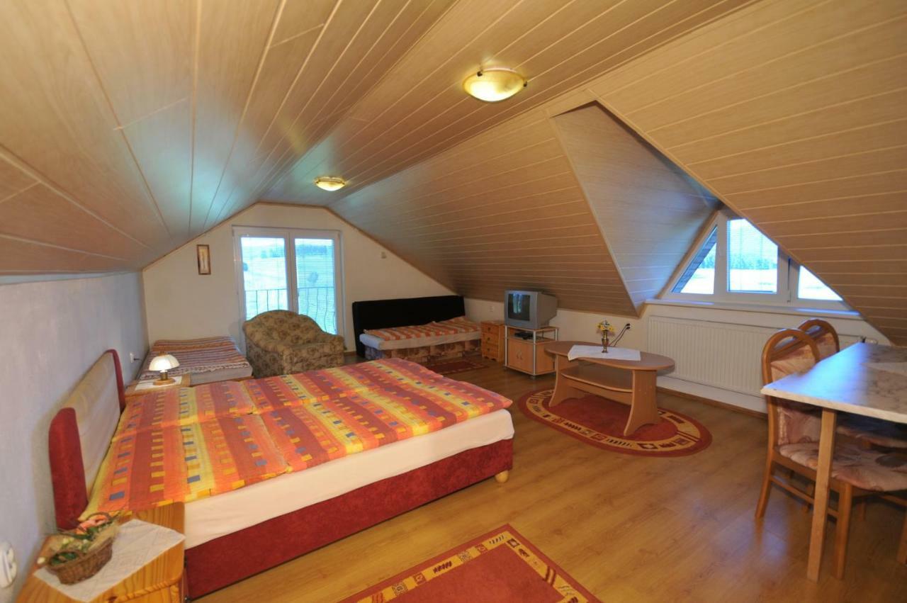 Hotel Penzion Dreveník Spišské Podhradie Exteriér fotografie